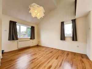 Photo 8- click for photo gallery